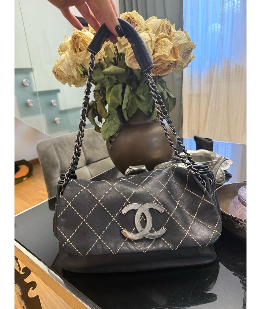 CHANEL Черная кожаная сумка на плечо, фото 9