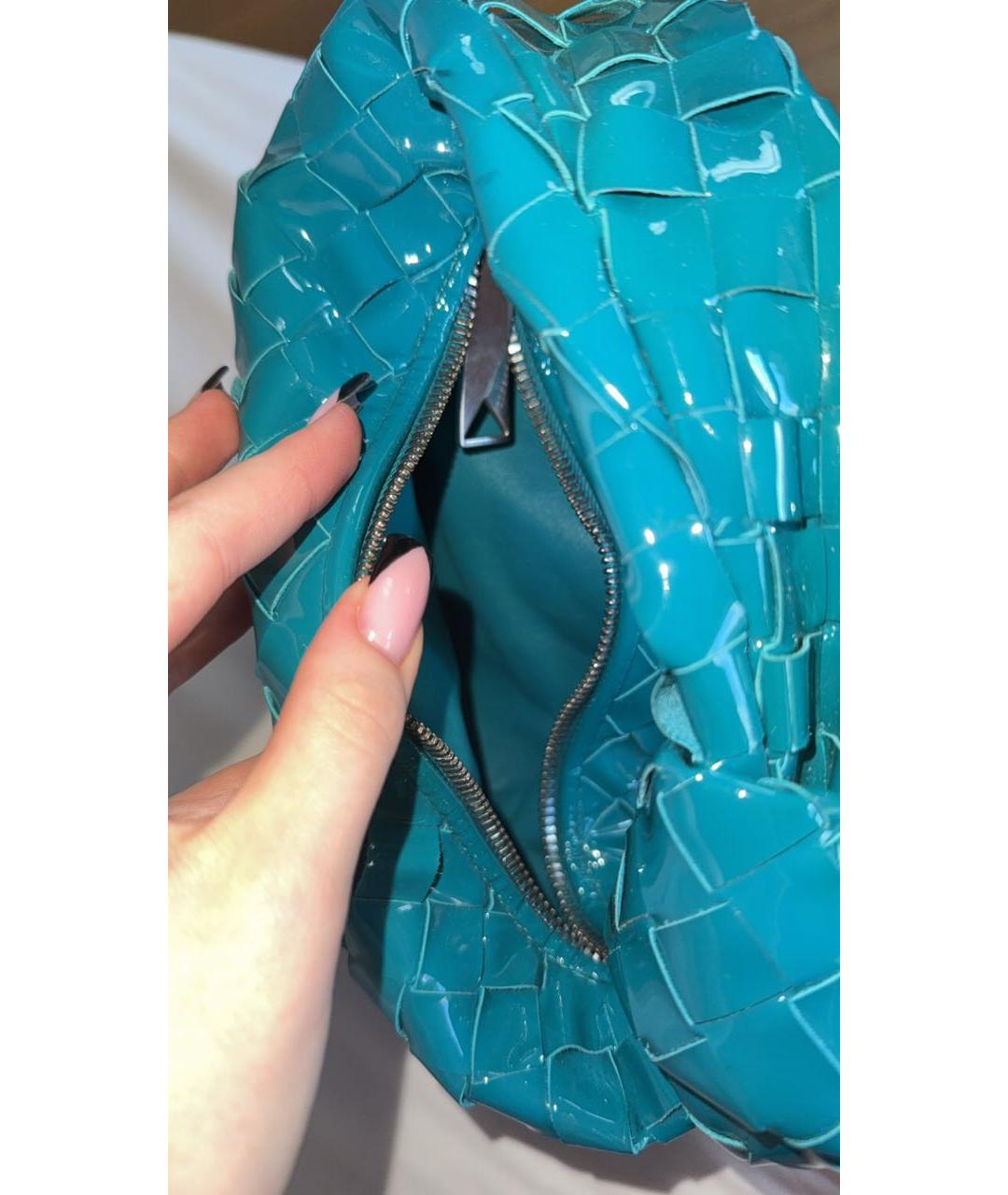 BOTTEGA VENETA Бирюзовая сумка с короткими ручками из лакированной кожи, фото 4