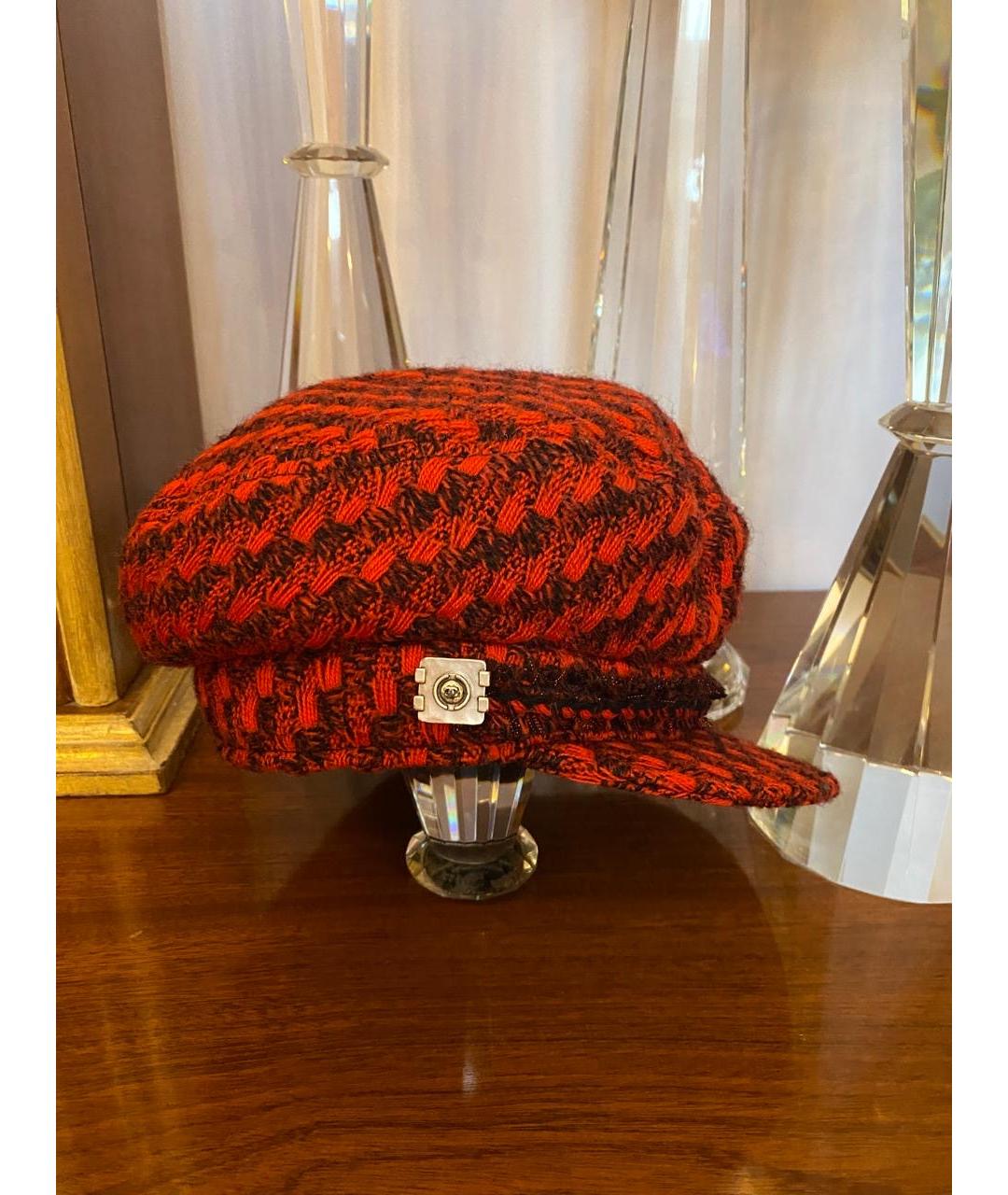 CHANEL Красная шерстяная кепка, фото 2
