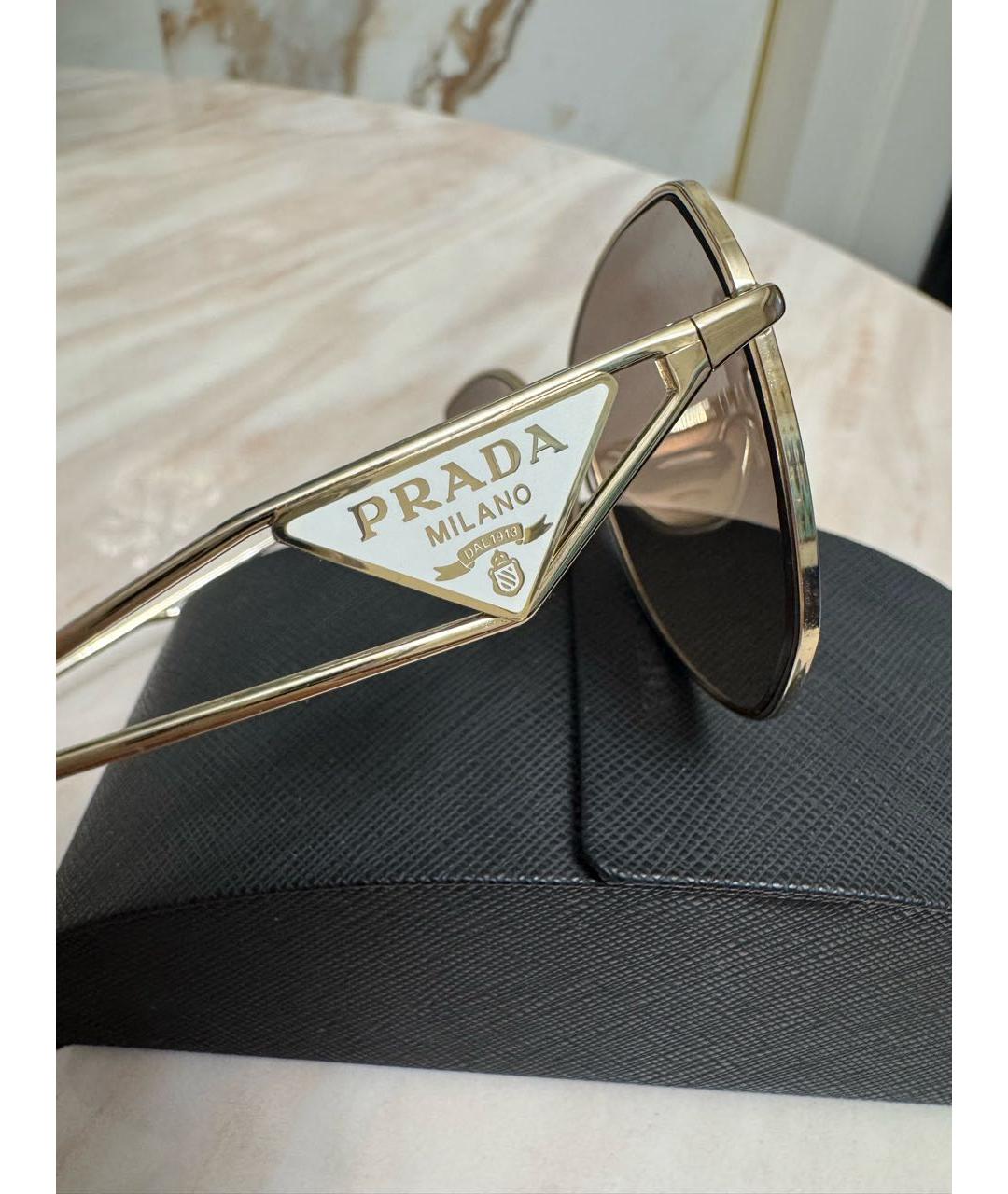 PRADA Золотые металлические солнцезащитные очки, фото 3
