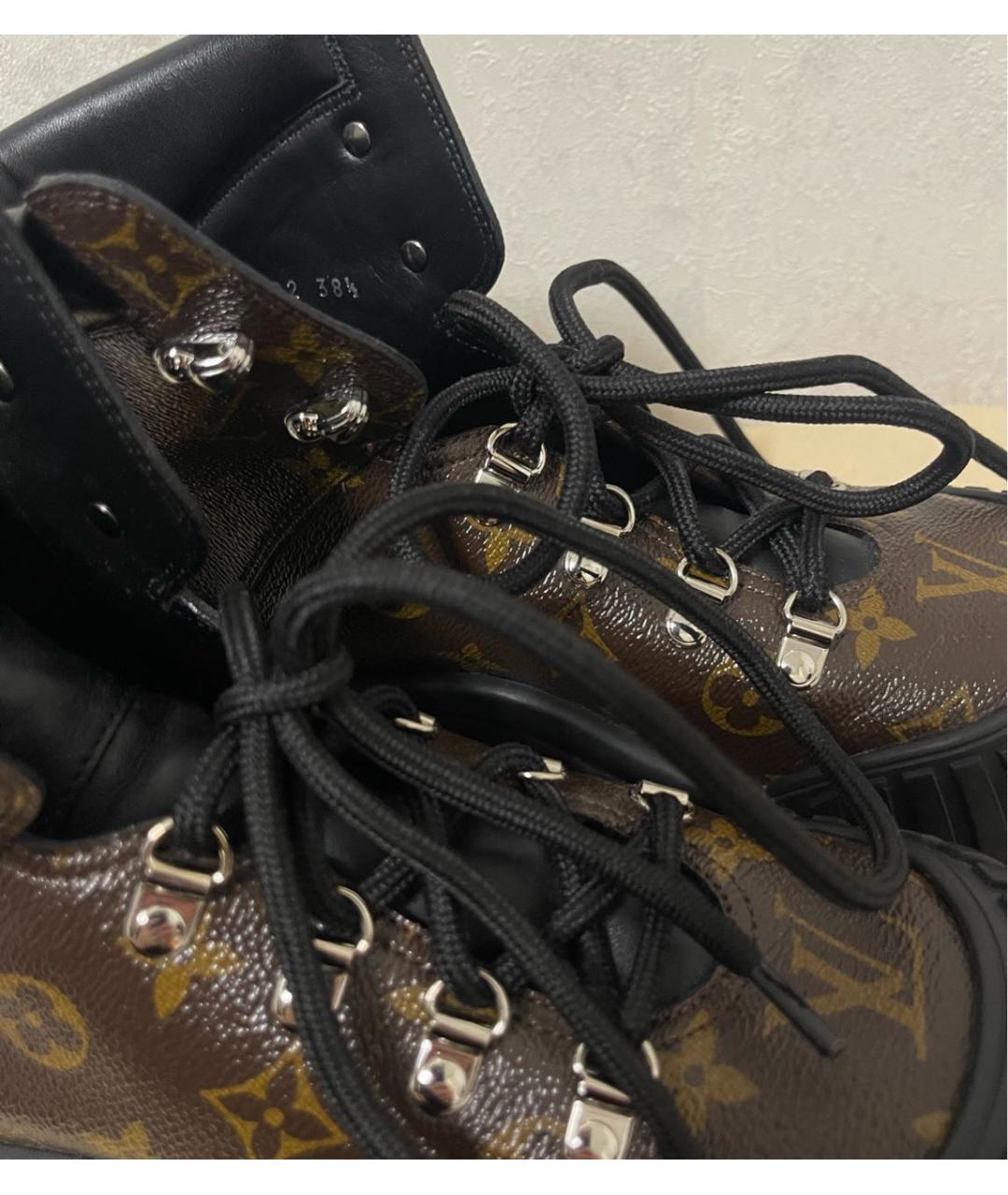 LOUIS VUITTON Коричневые ботинки, фото 4