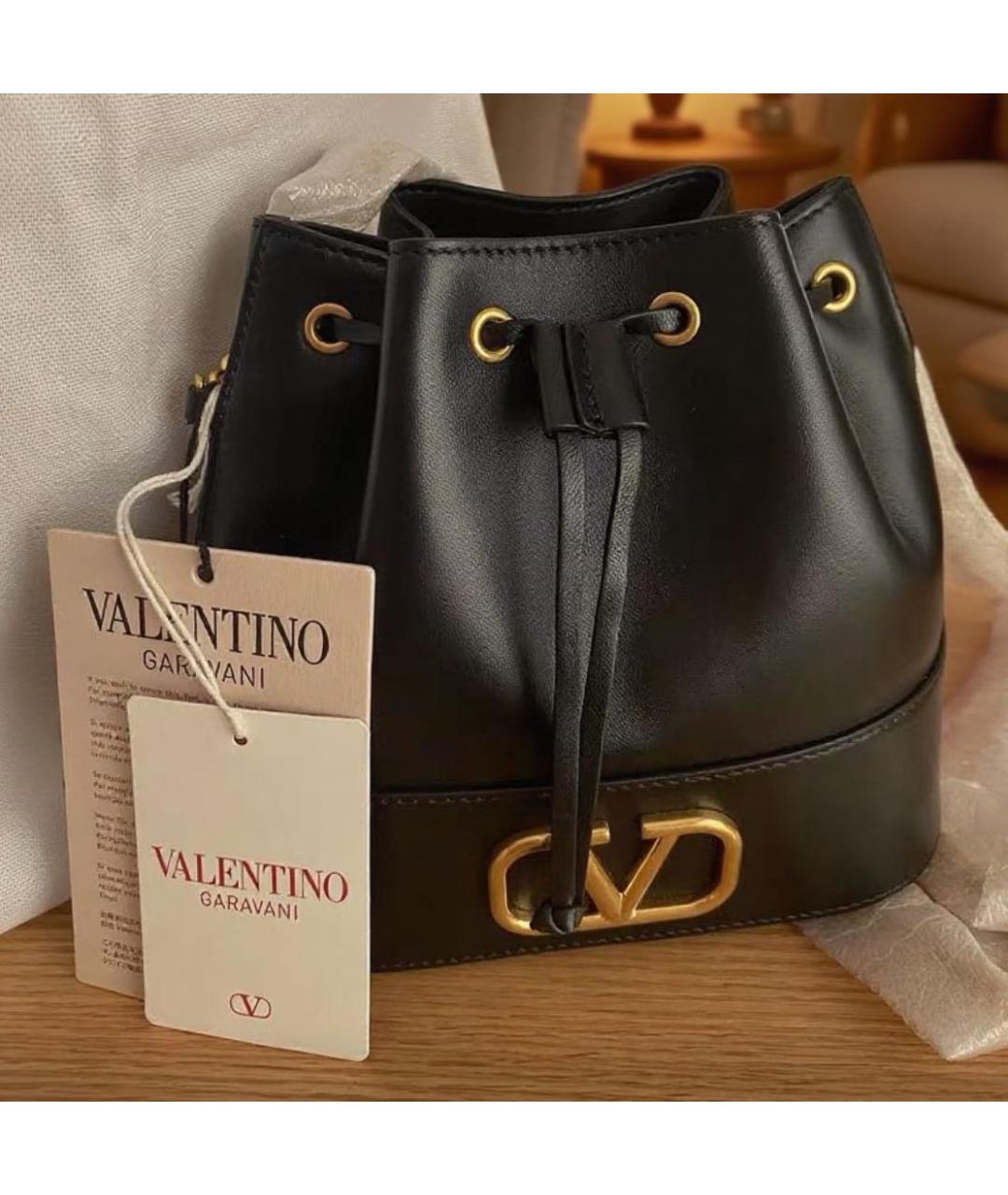 VALENTINO Черная кожаная сумка с короткими ручками, фото 4