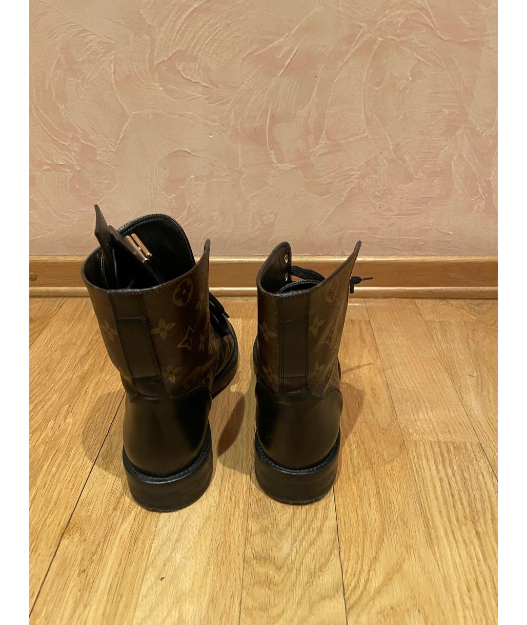 LOUIS VUITTON Коричневые ботинки, фото 4