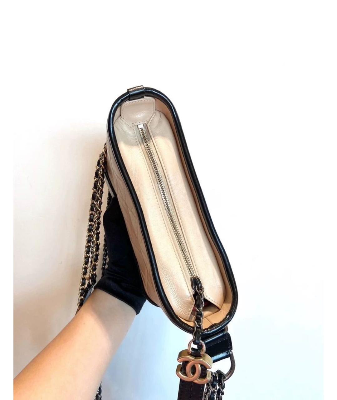 CHANEL Бежевая кожаная сумка через плечо, фото 4
