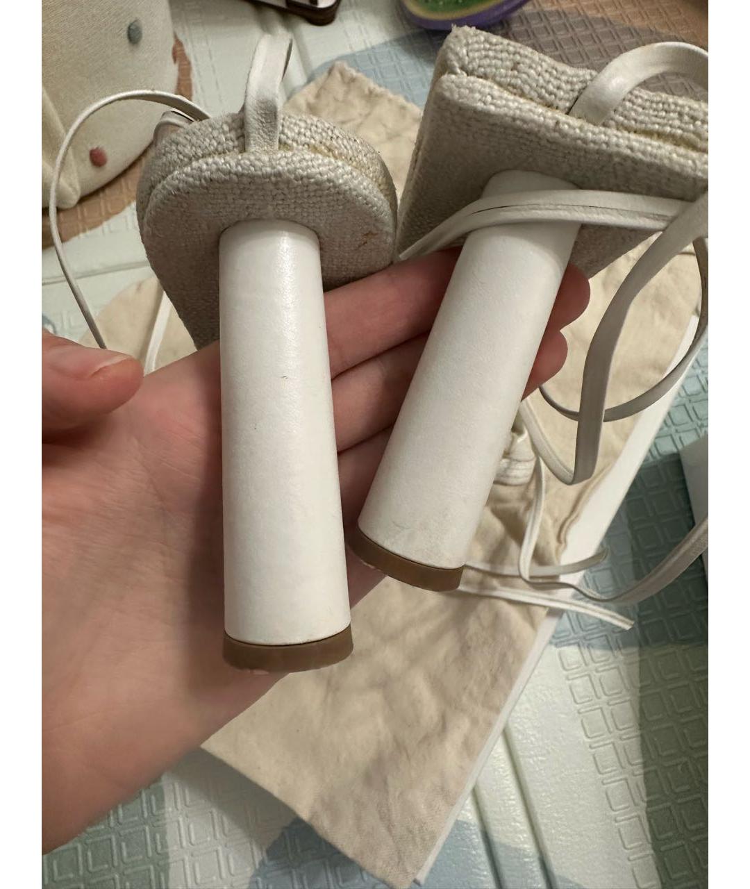 JACQUEMUS Белые кожаные босоножки, фото 4