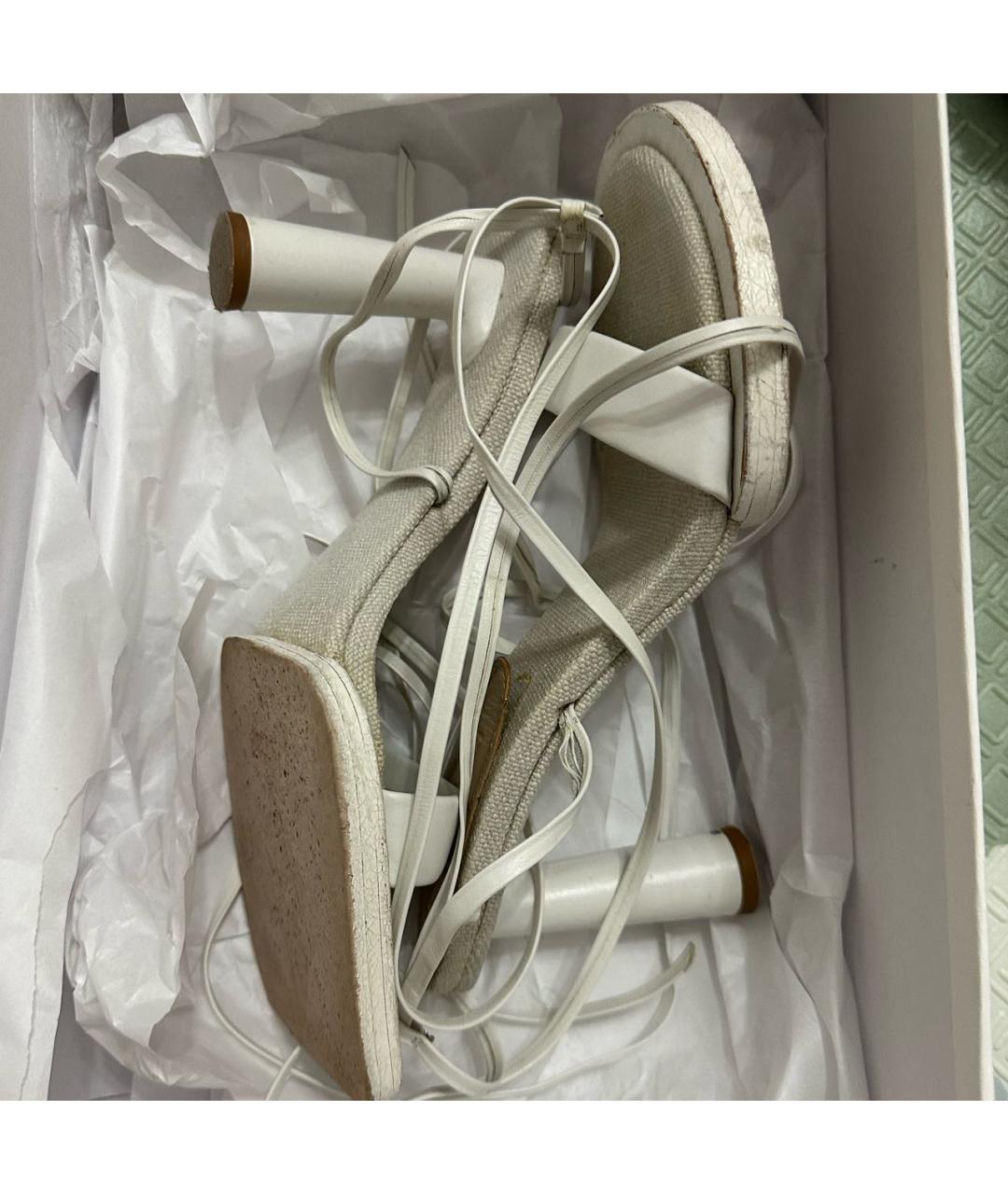 JACQUEMUS Белые кожаные босоножки, фото 9