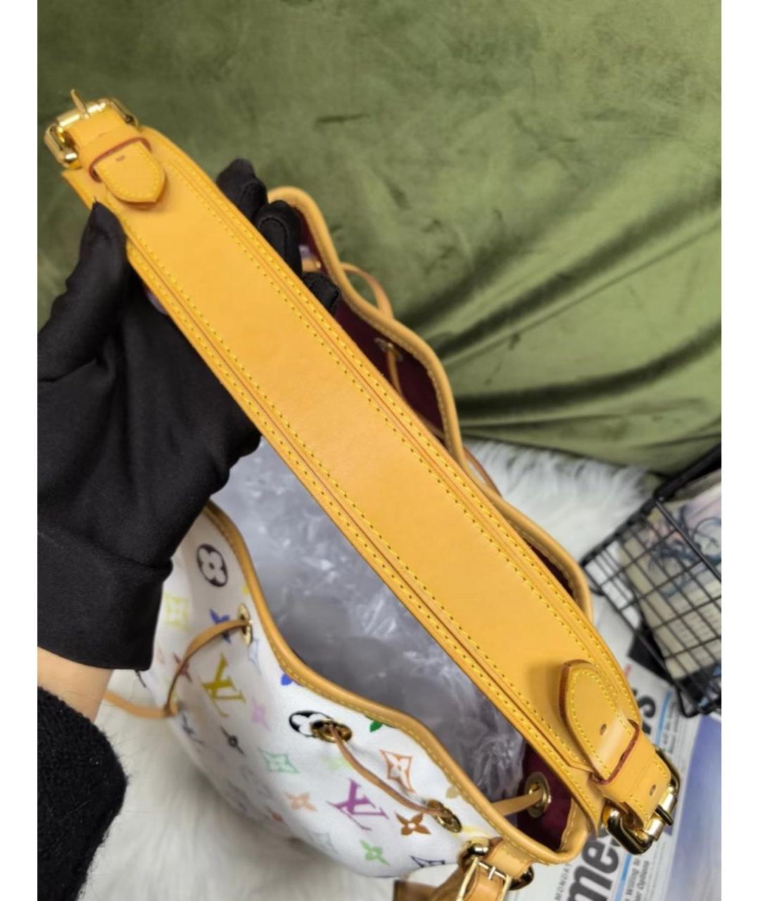 LOUIS VUITTON Белая сумка с короткими ручками, фото 8