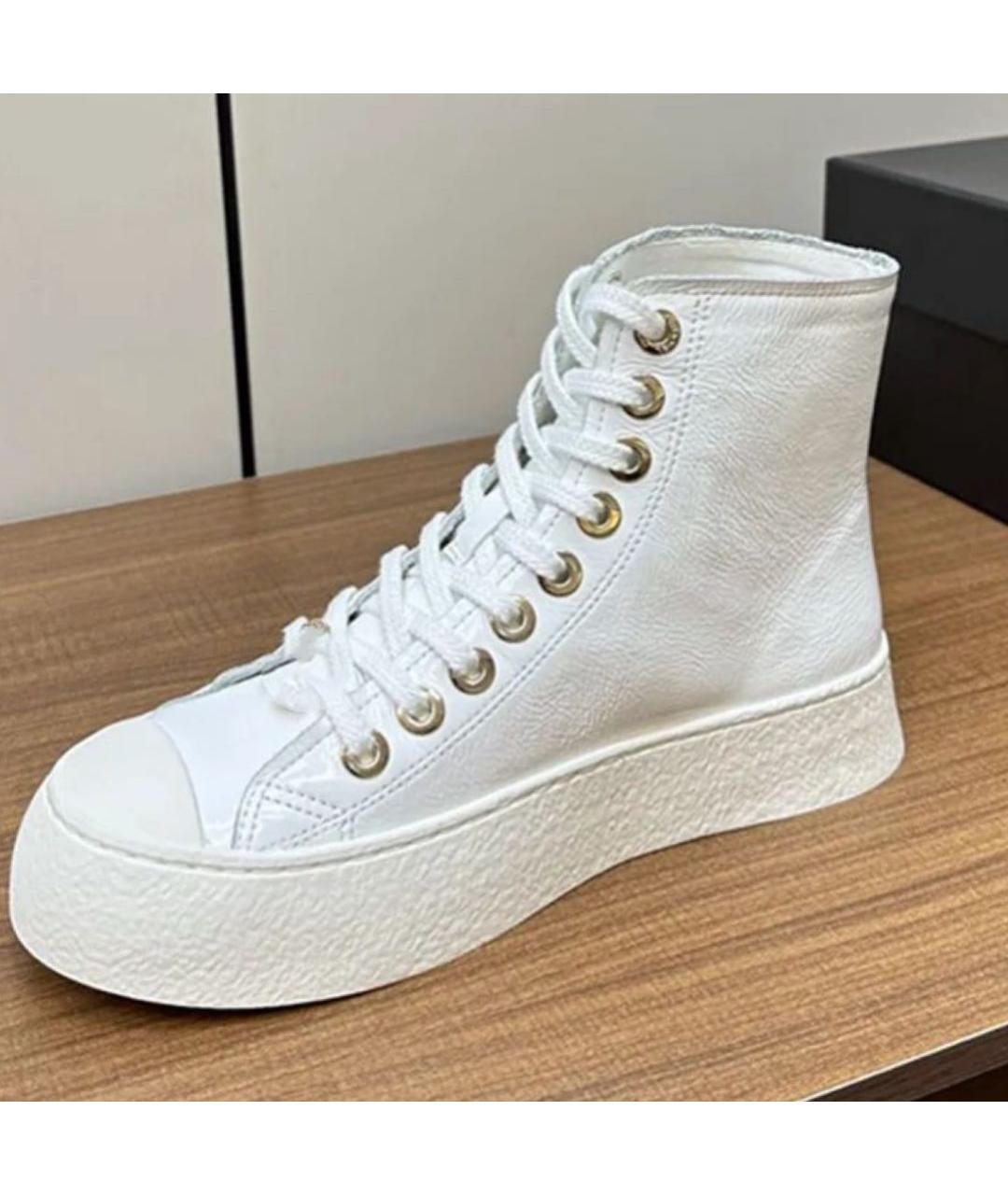 CHANEL Белые кожаные кеды, фото 5