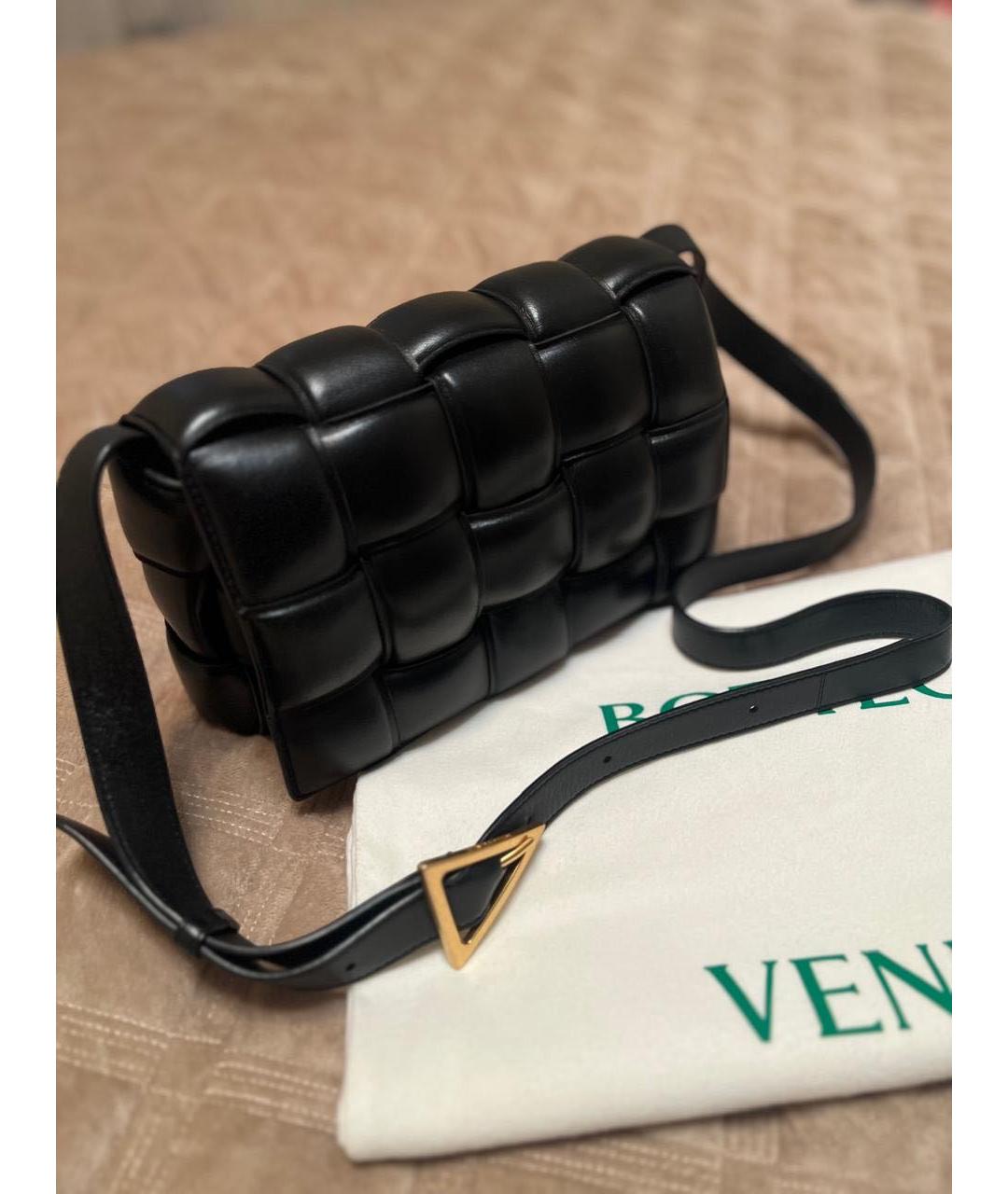 BOTTEGA VENETA Черная кожаная сумка через плечо, фото 2