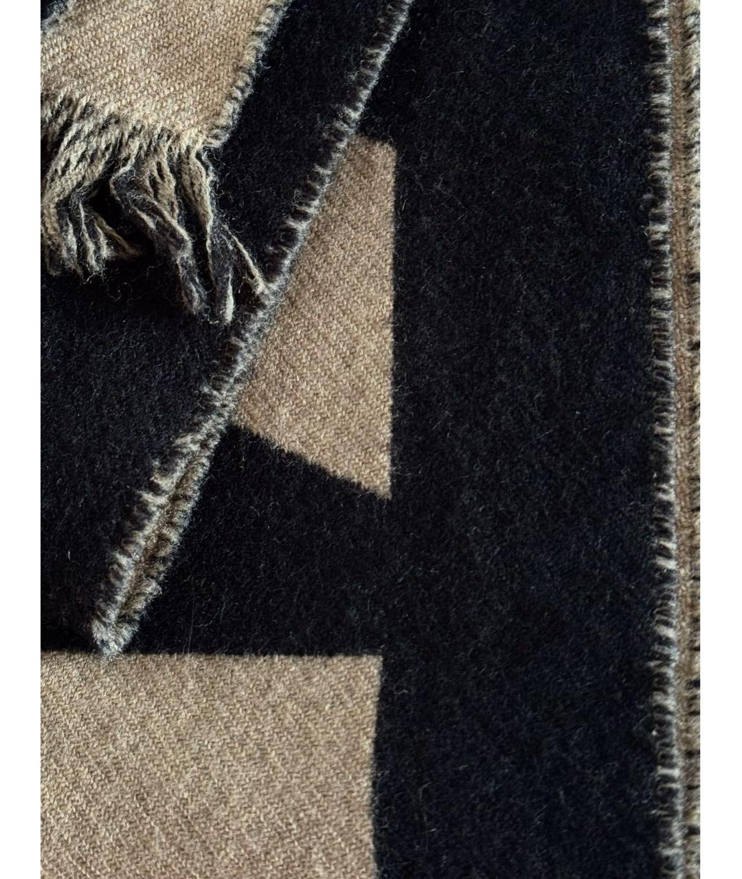BURBERRY Бежевый шерстяной шарф, фото 2