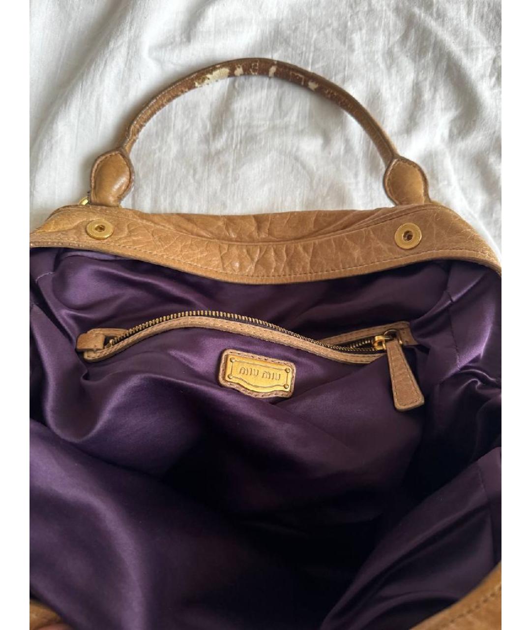 MIU MIU Бежевая кожаная сумка тоут, фото 6