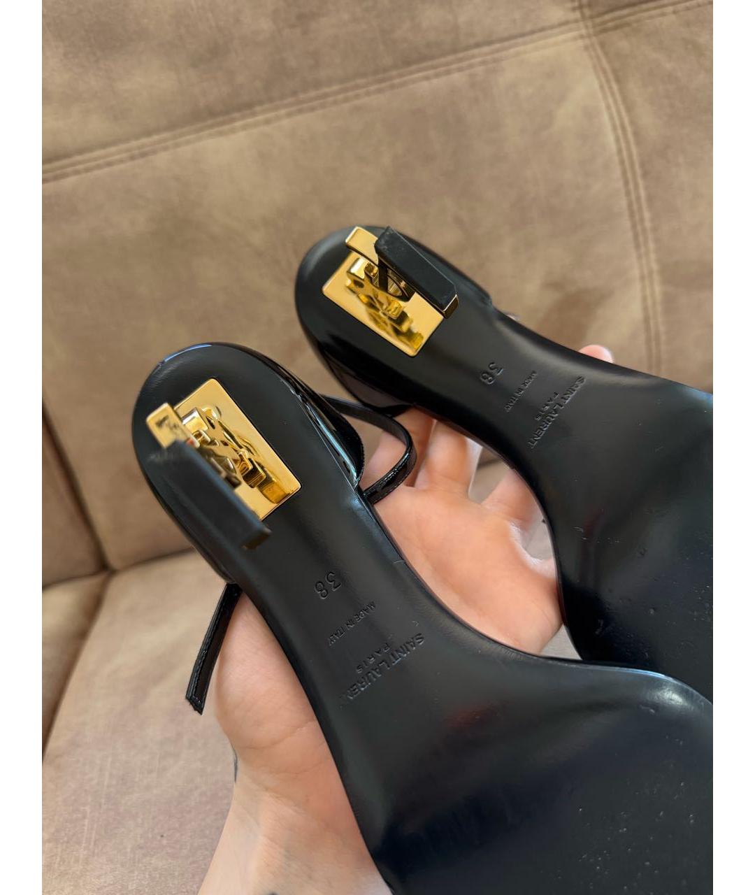 SAINT LAURENT Черные босоножки из лакированной кожи, фото 6