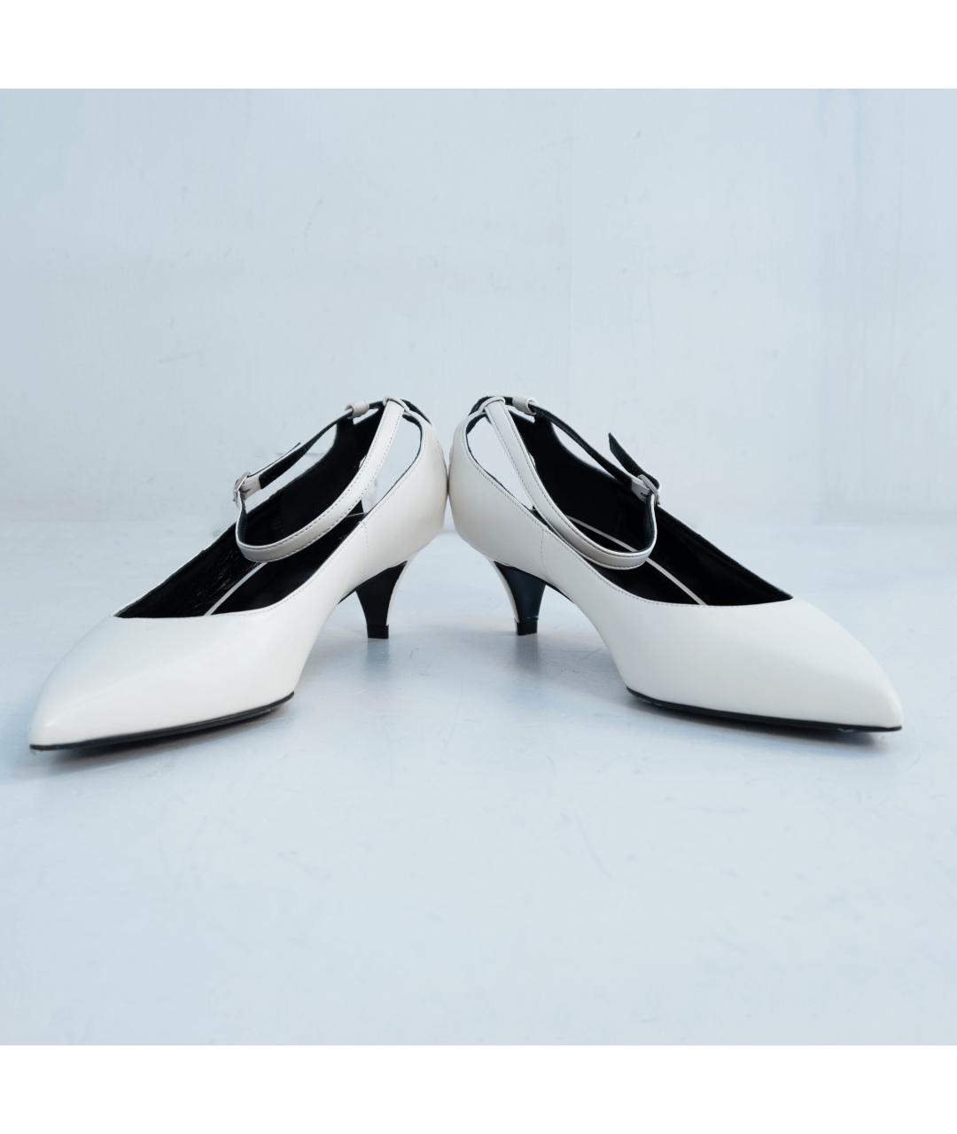 CELINE Белые кожаные лодочки на низком каблуке, фото 4
