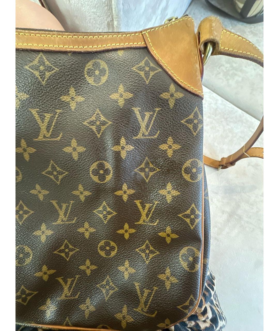 LOUIS VUITTON Коричневая кожаная сумка через плечо, фото 8