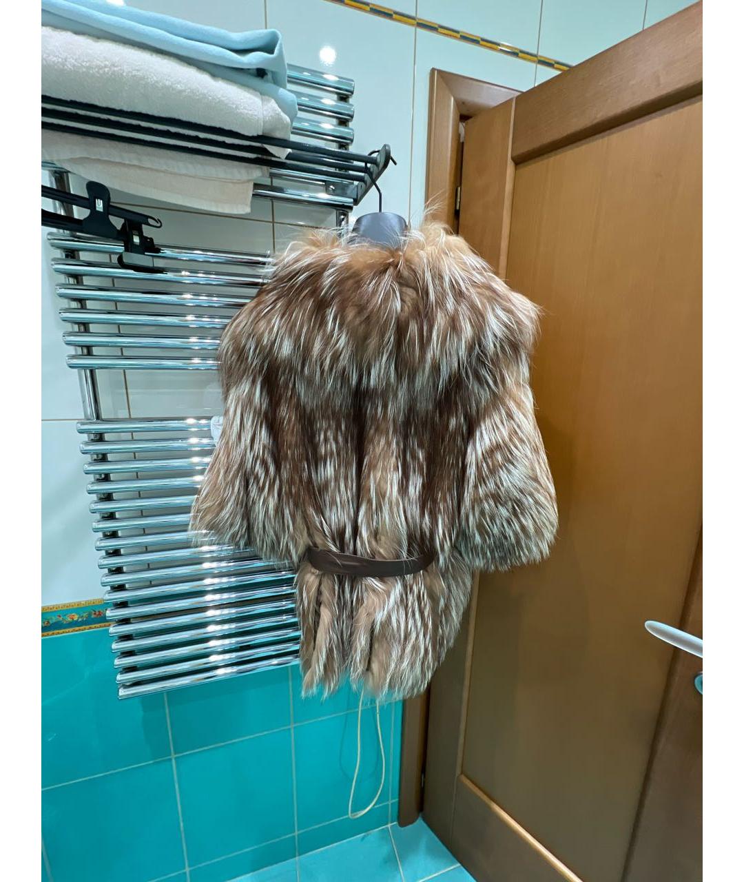 FENDI Бежевая меховая шуба, фото 2
