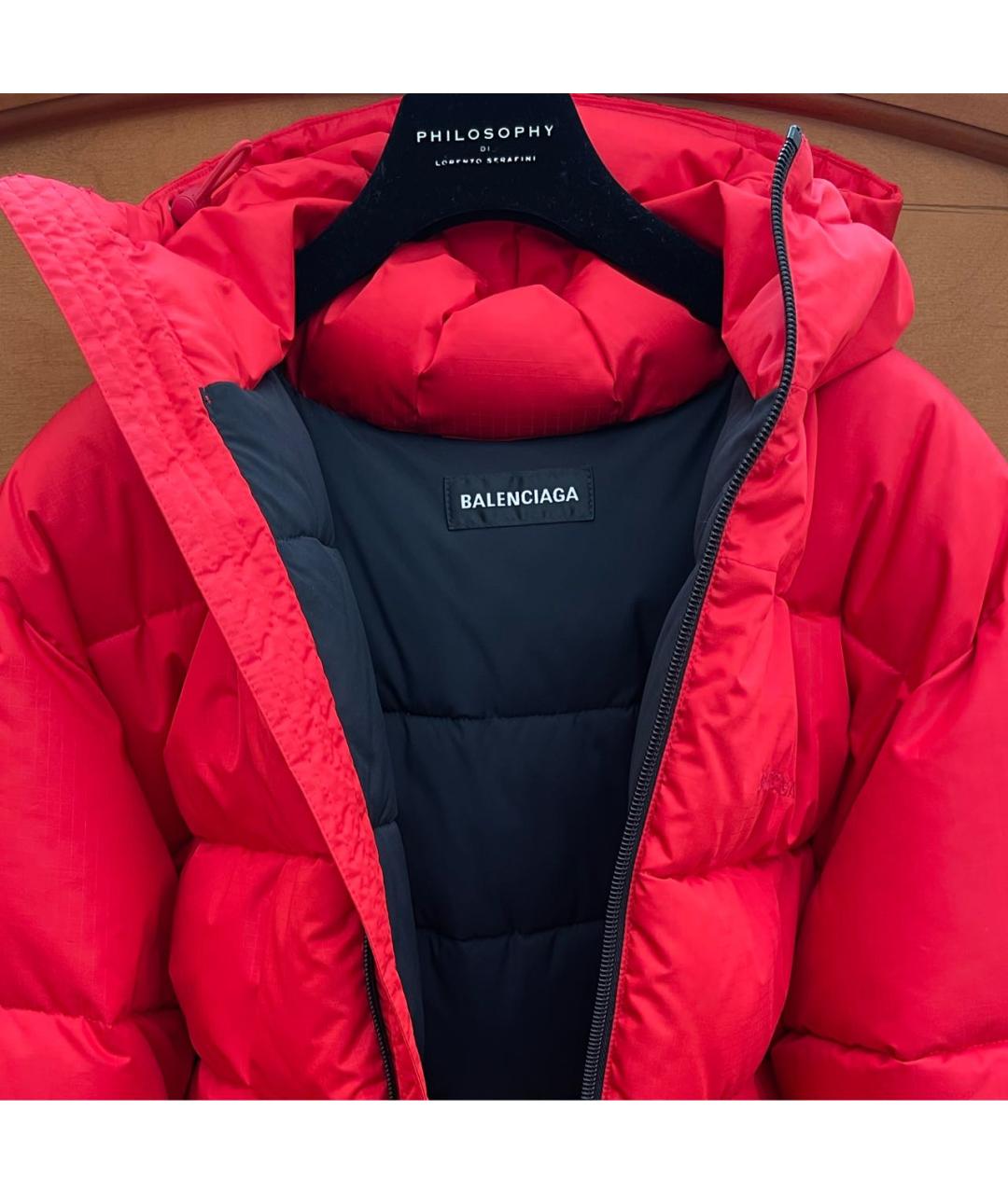 BALENCIAGA Красный пуховик, фото 3