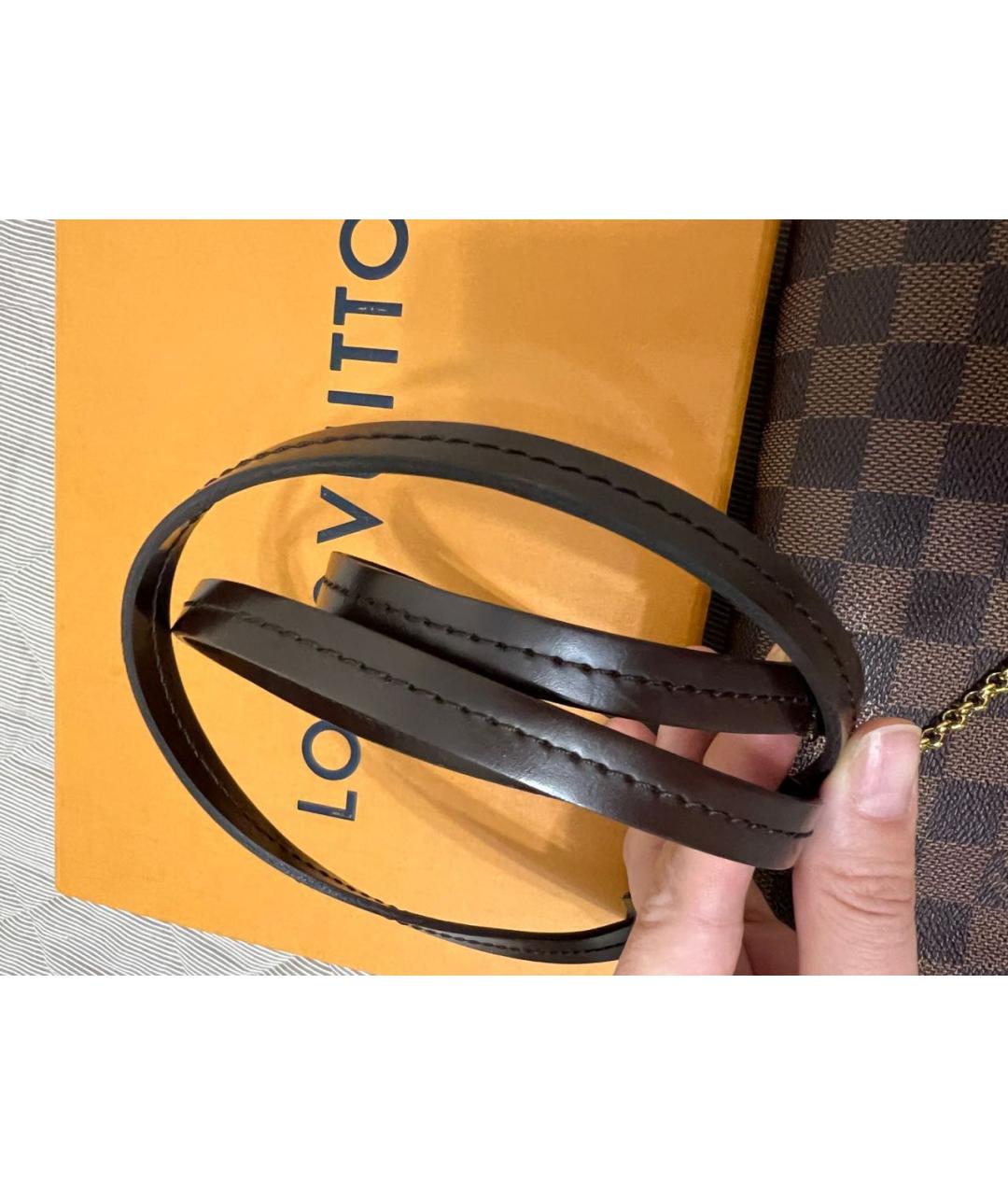 LOUIS VUITTON Коричневая сумка через плечо, фото 6