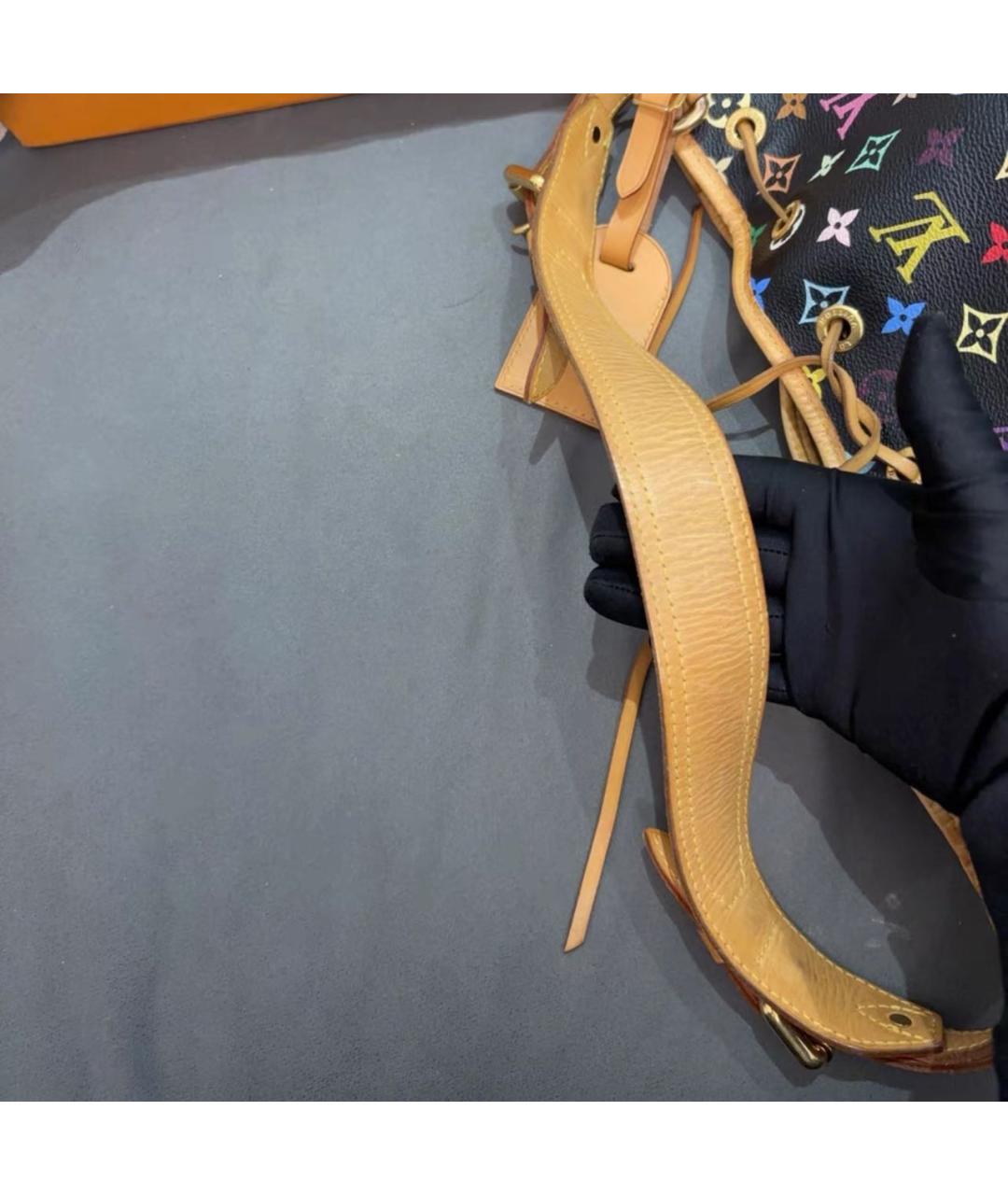 LOUIS VUITTON Черная кожаная сумка тоут, фото 5