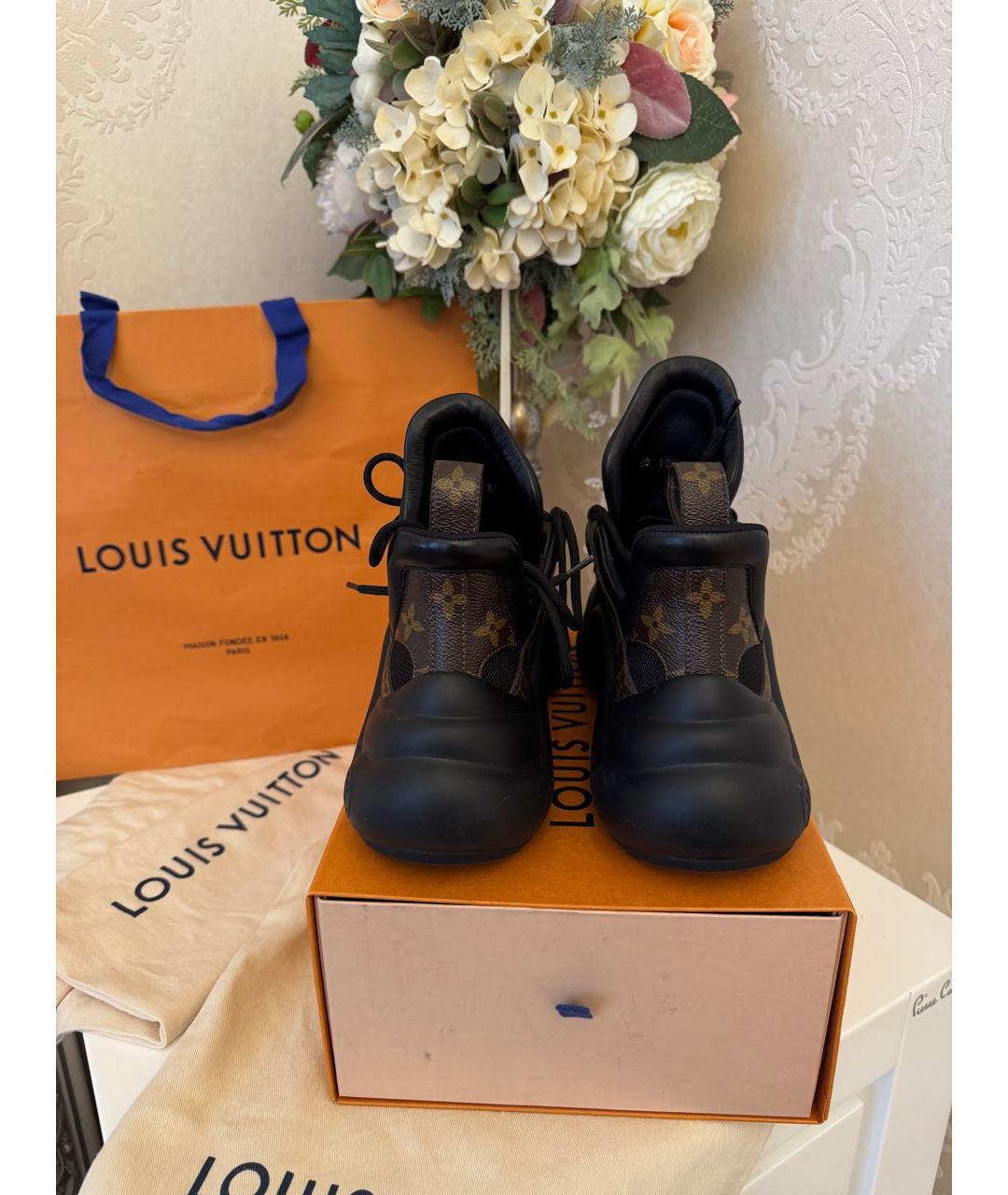 LOUIS VUITTON Черные кроссовки, фото 6