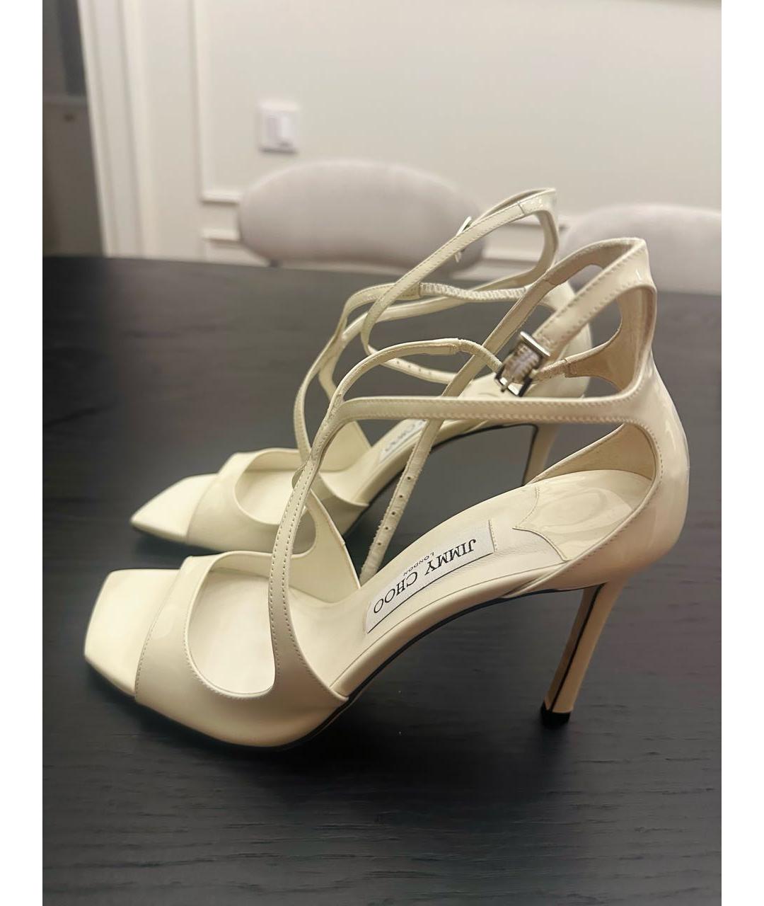 JIMMY CHOO Белые босоножки из лакированной кожи, фото 6
