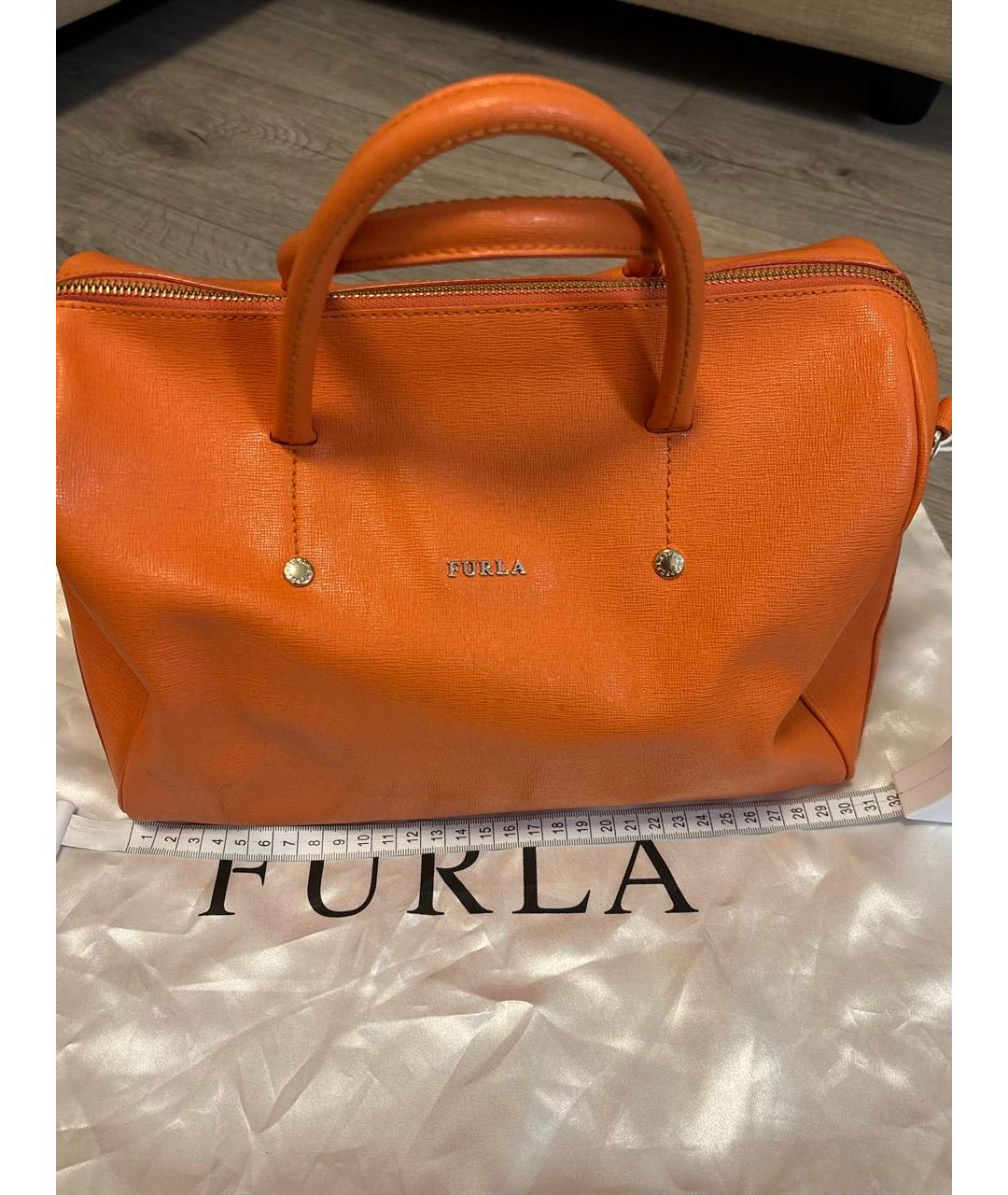 FURLA Оранжевая кожаная сумка с короткими ручками, фото 5