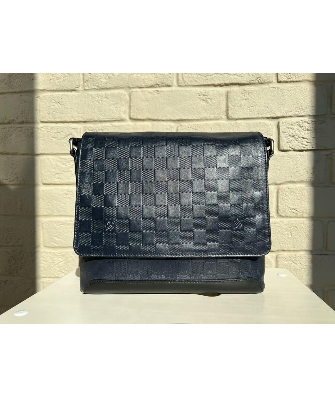 LOUIS VUITTON Темно-синяя кожаная сумка на плечо, фото 3