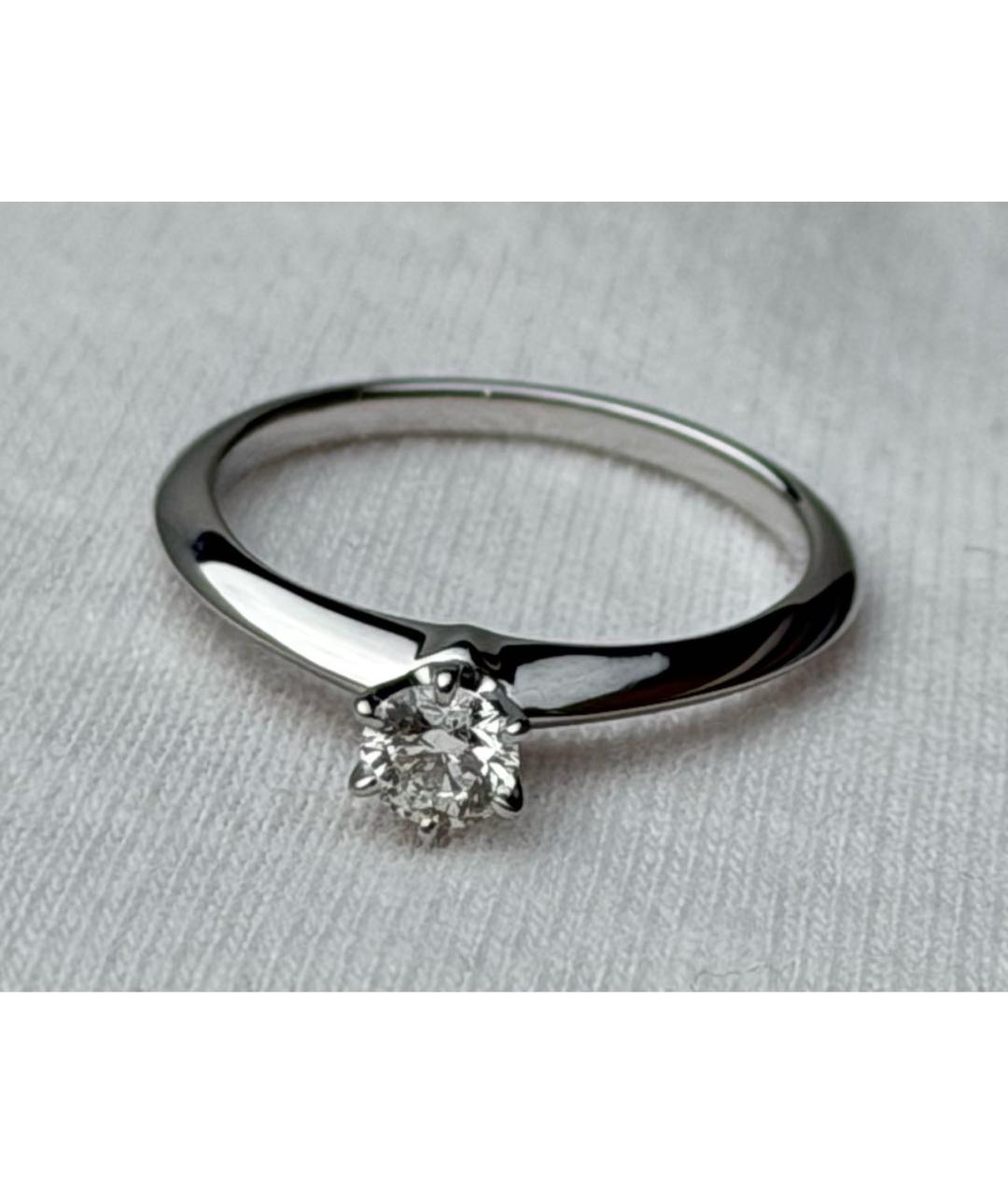 TIFFANY&CO Белое платиновое кольцо, фото 7