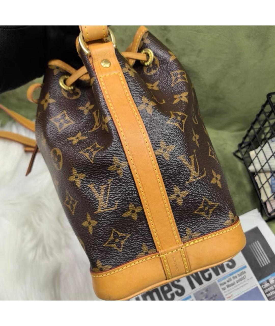 LOUIS VUITTON Коричневая кожаная сумка через плечо, фото 5