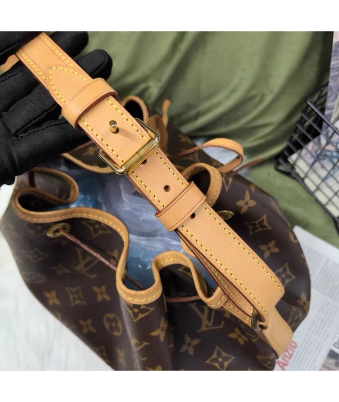LOUIS VUITTON Коричневая кожаная сумка через плечо, фото 6