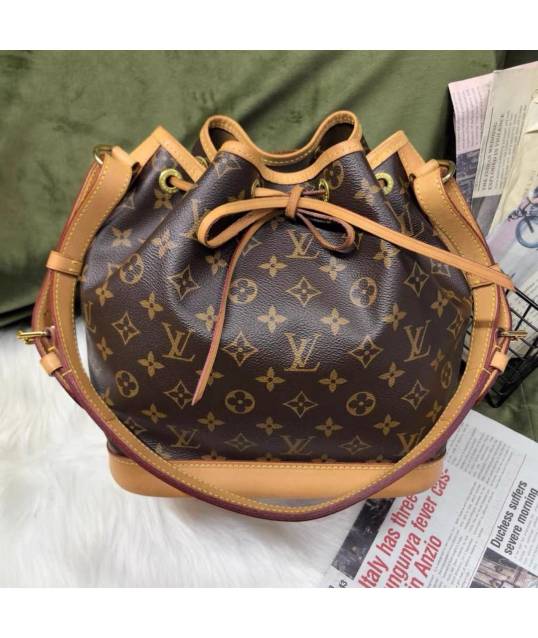 LOUIS VUITTON Коричневая кожаная сумка через плечо, фото 9