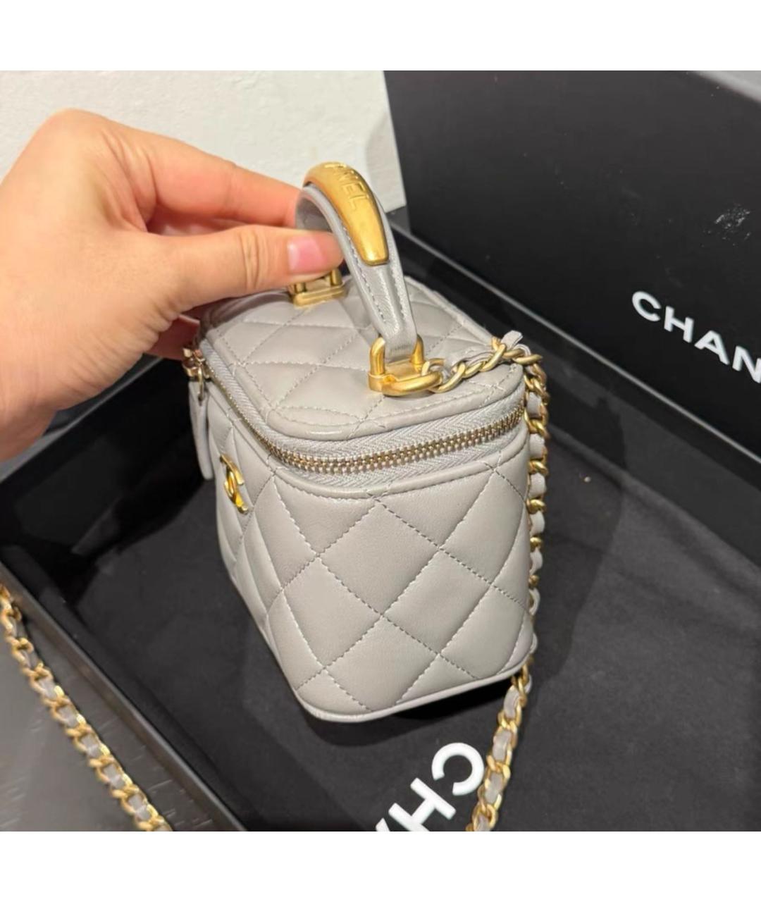 CHANEL Серая кожаная сумка через плечо, фото 3