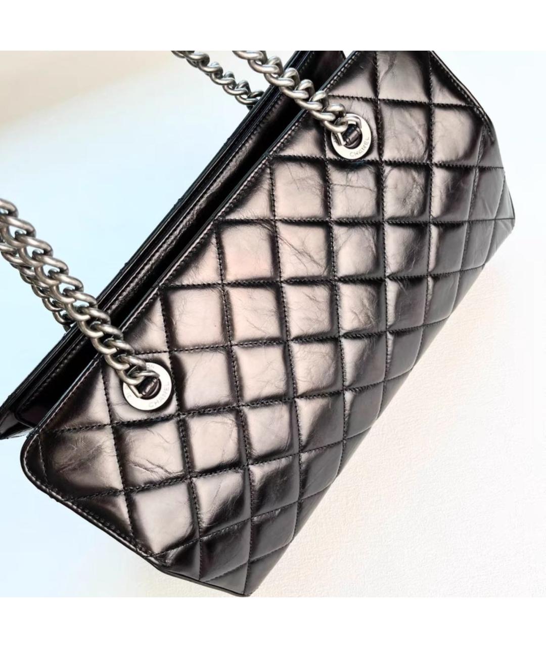 CHANEL Черная кожаная сумка тоут, фото 6