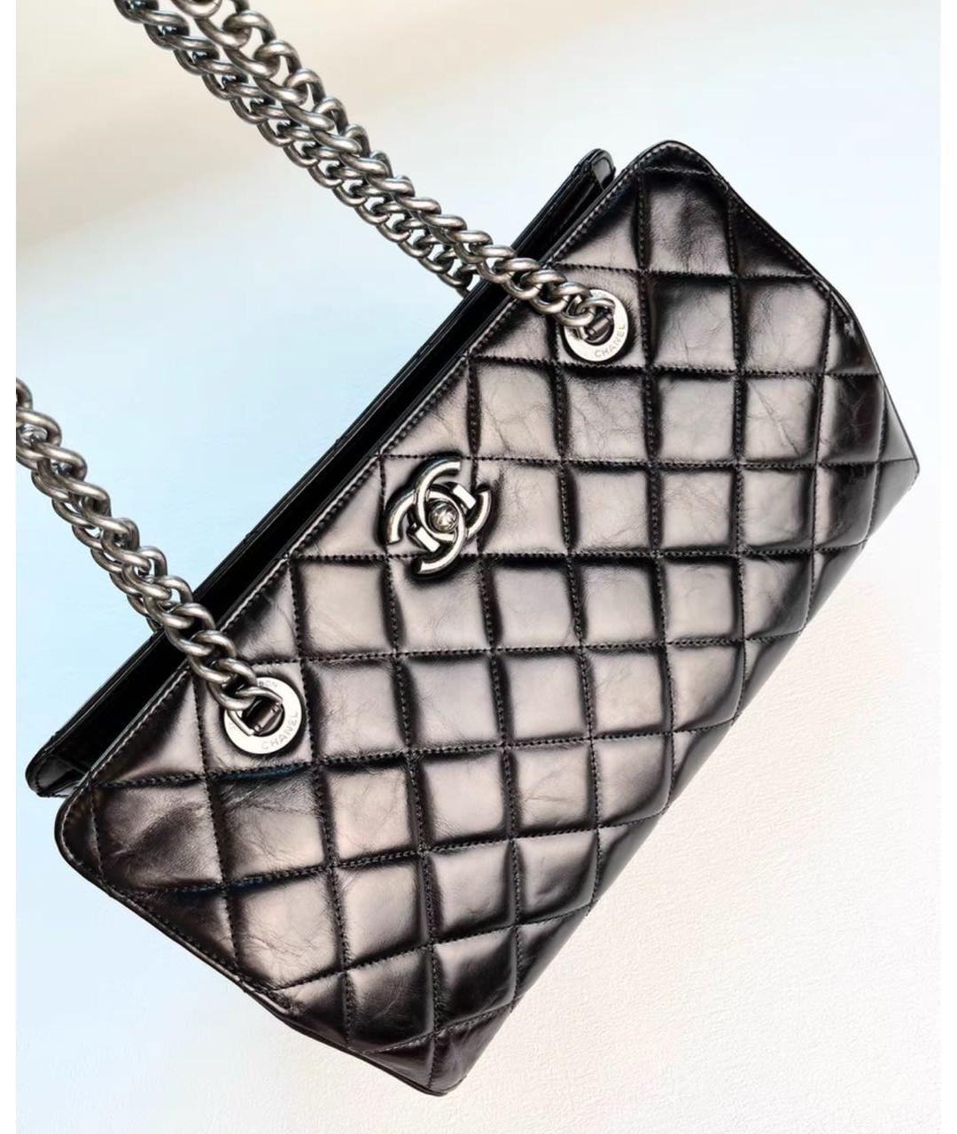 CHANEL Черная кожаная сумка тоут, фото 9