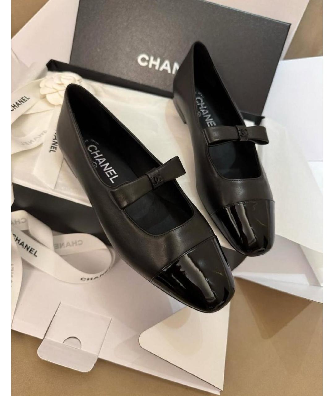 CHANEL Черные кожаные балетки, фото 2