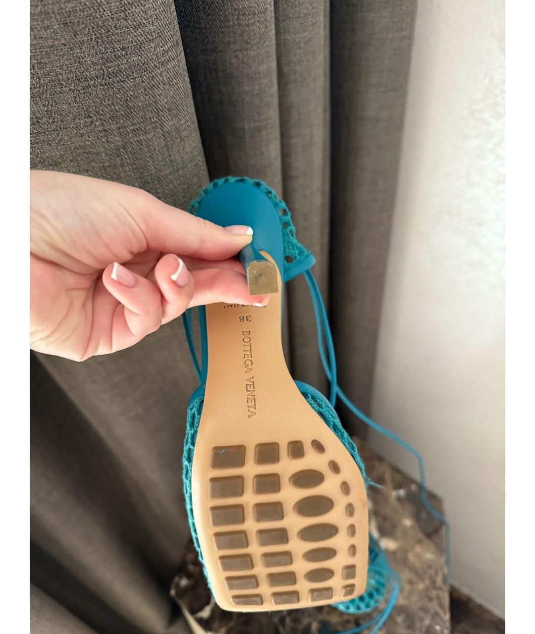 BOTTEGA VENETA Бирюзовые текстильные босоножки, фото 4
