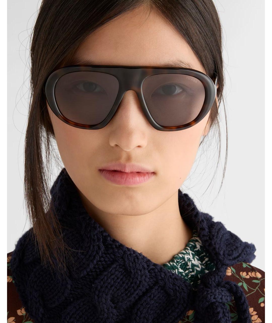 PRADA Серые солнцезащитные очки, фото 5