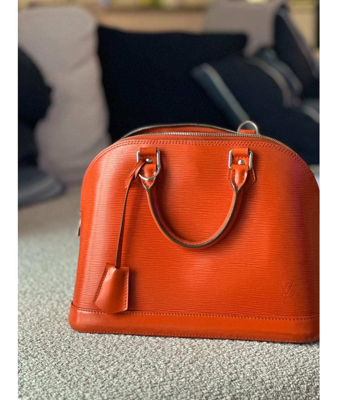 LOUIS VUITTON Оранжевая кожаная сумка с короткими ручками, фото 4