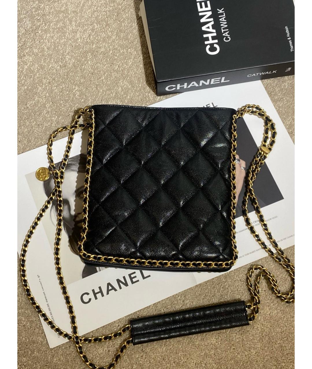 CHANEL Черная кожаная сумка через плечо, фото 2