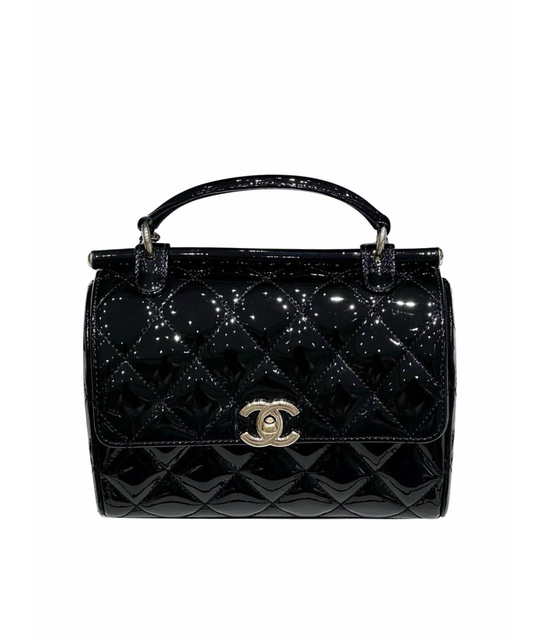 CHANEL Черная сумка через плечо из лакированной кожи, фото 1