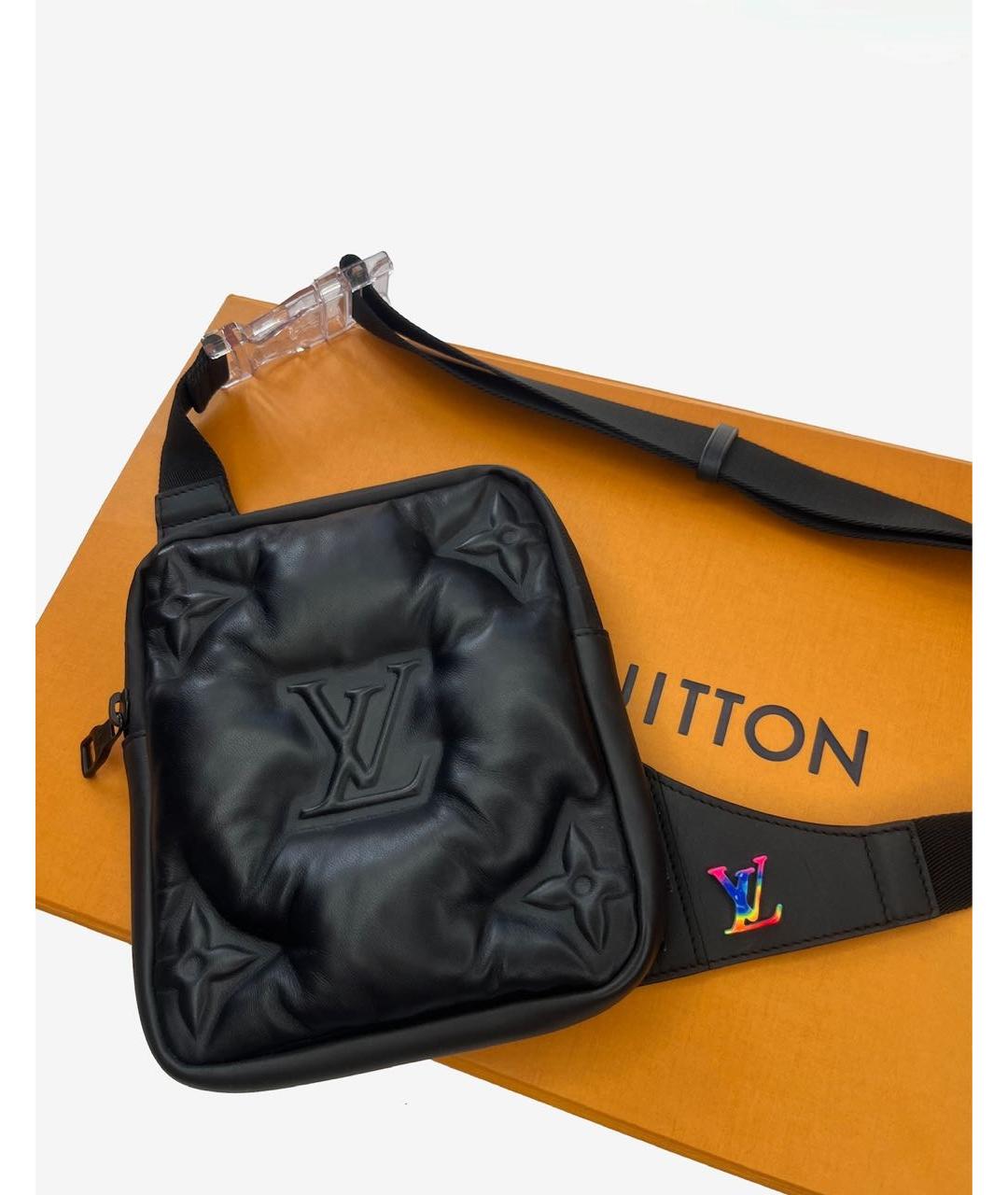 LOUIS VUITTON Черная кожаная барсетка, фото 2