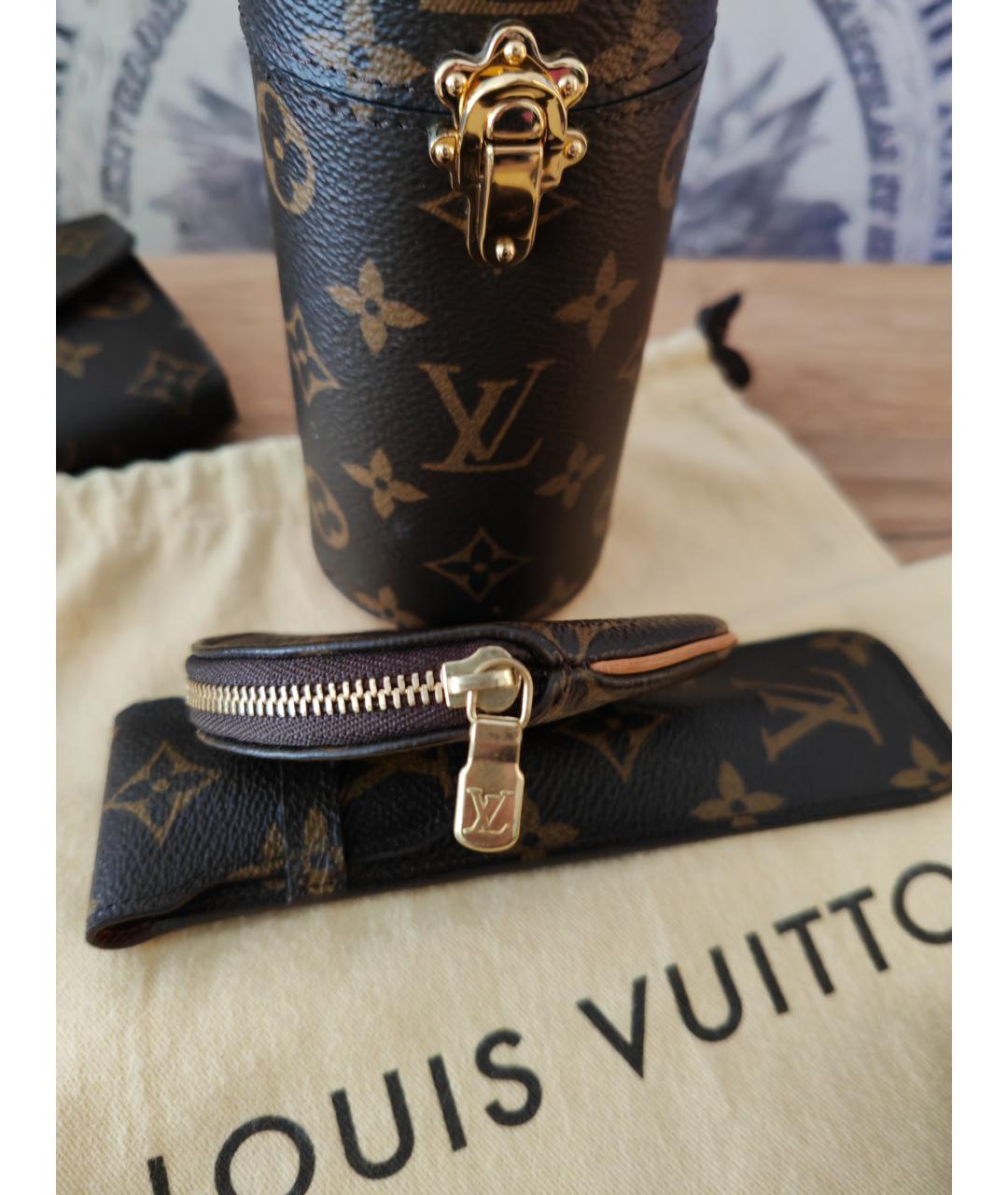 LOUIS VUITTON Коричневый кожаный кошелек, фото 8