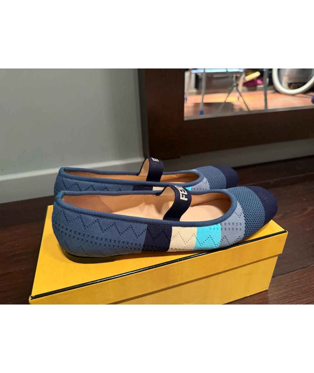 FENDI Голубые текстильные балетки, фото 5