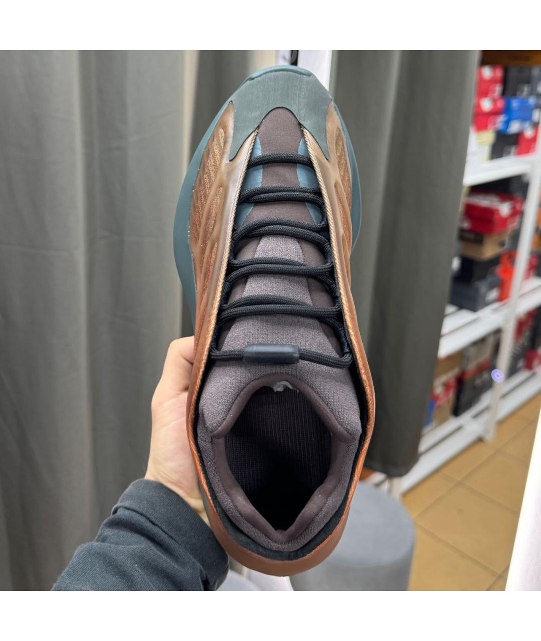 ADIDAS YEEZY Коричневые низкие кроссовки / кеды, фото 3