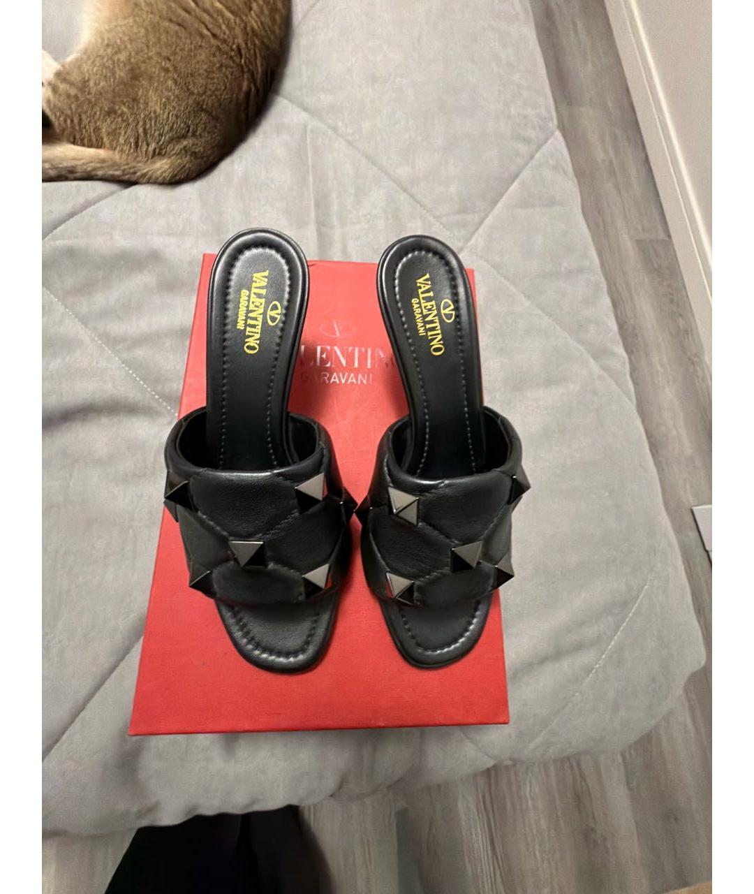 VALENTINO Черные кожаные мюли, фото 2