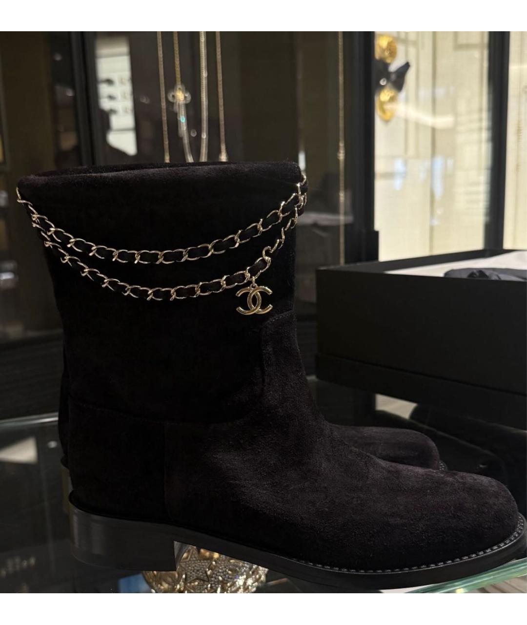 CHANEL Черные замшевые полусапоги, фото 6