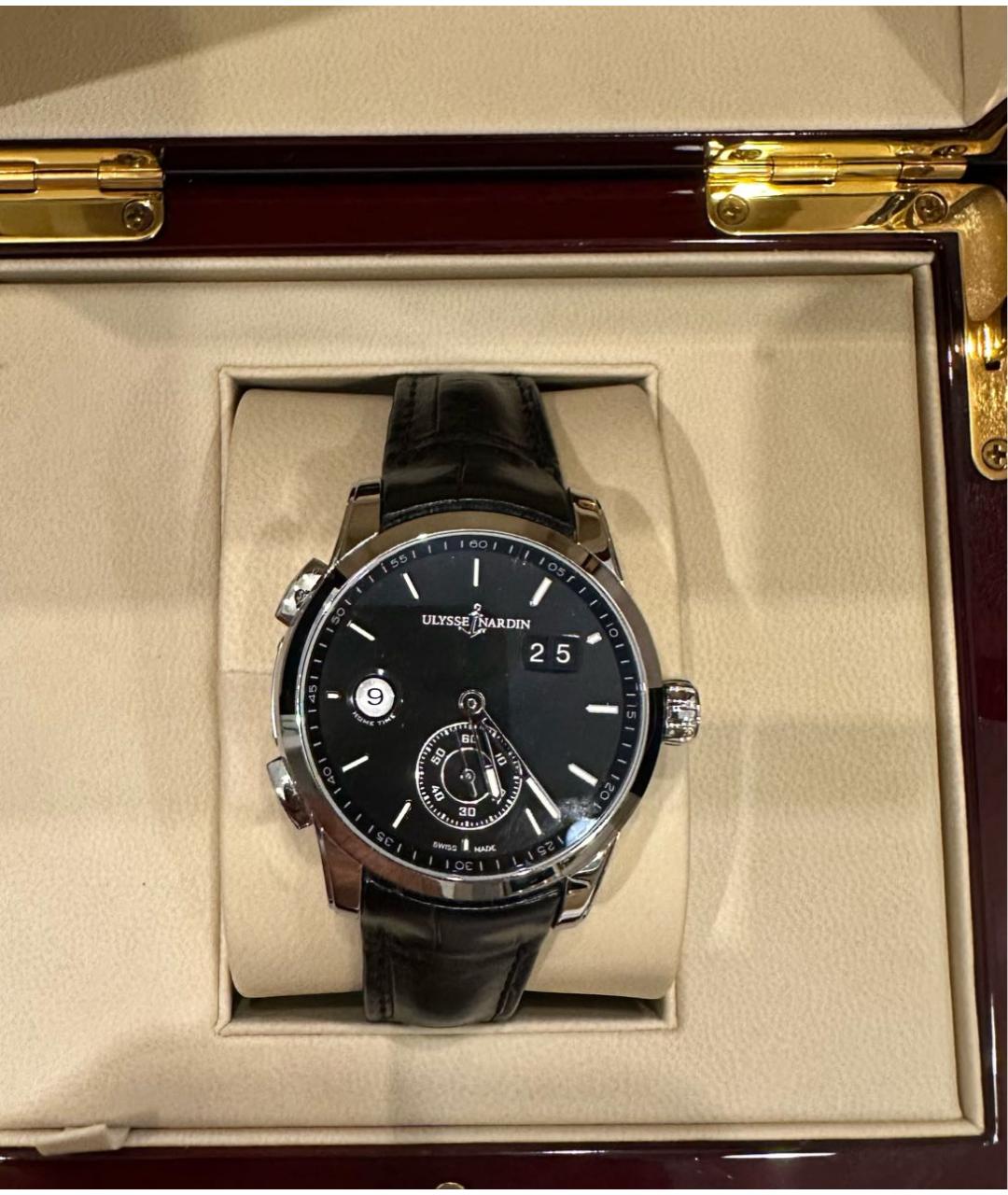 Ulysse Nardin Черные стеклянные часы, фото 2
