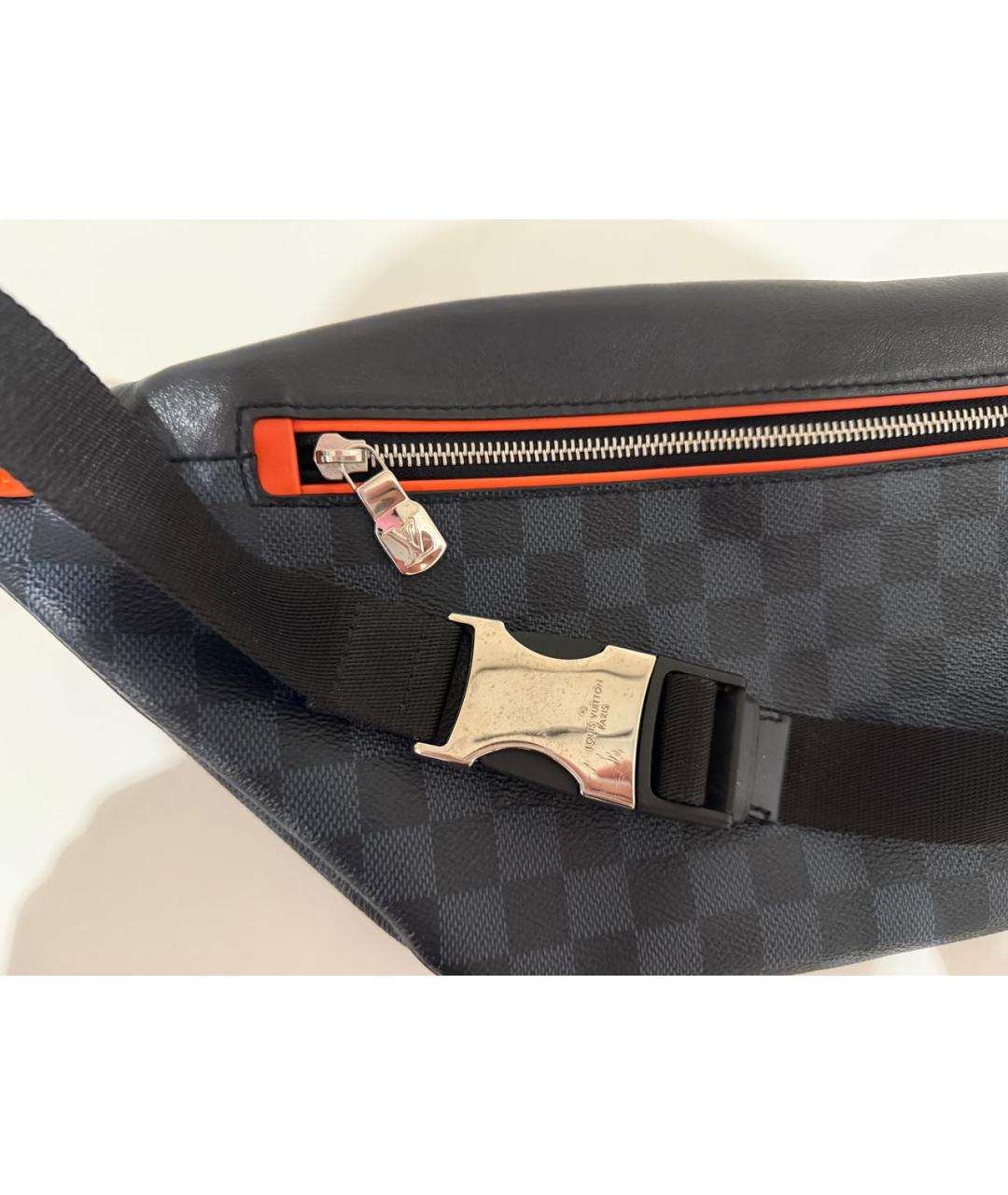 LOUIS VUITTON Темно-синяя кожаная поясная сумка, фото 6