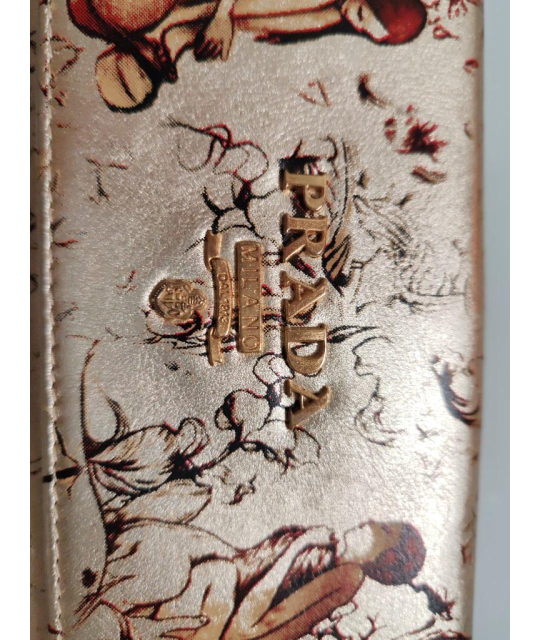 PRADA Золотой кожаный кошелек, фото 6