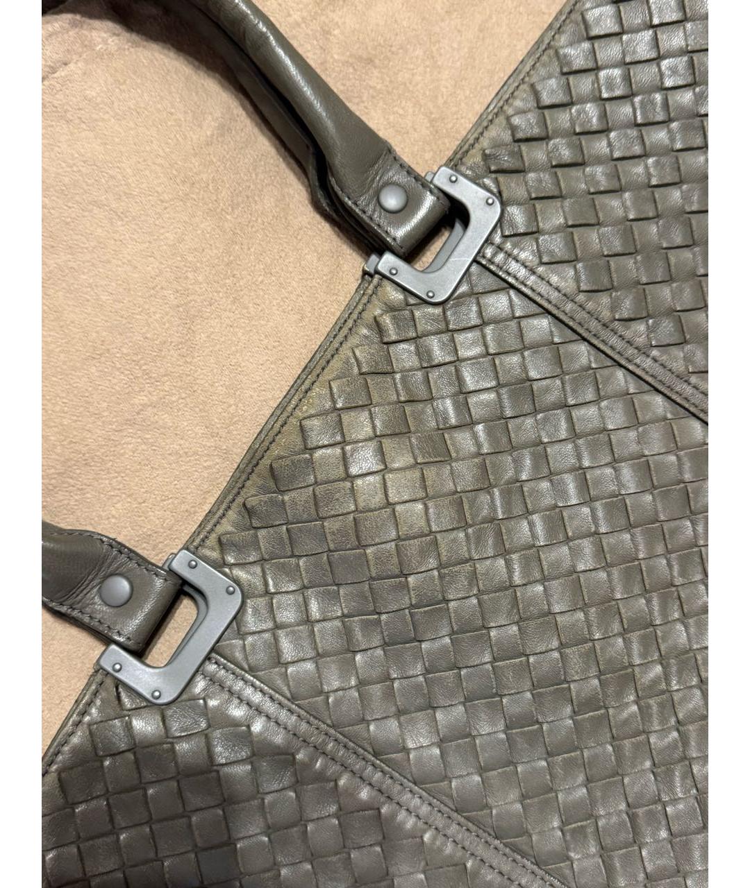 BOTTEGA VENETA Серая кожаная сумка тоут, фото 4
