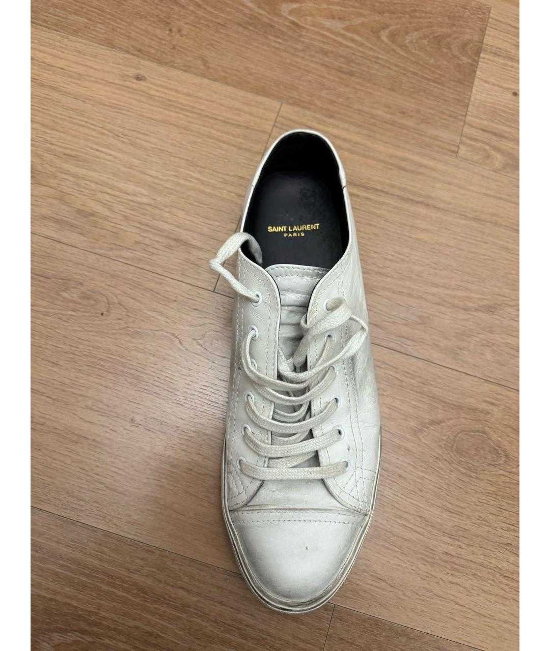 SAINT LAURENT Белые кожаные низкие кроссовки / кеды, фото 2